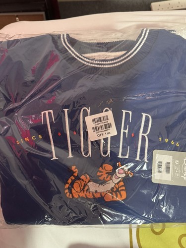 Winnie the pooh tigger - winnie,